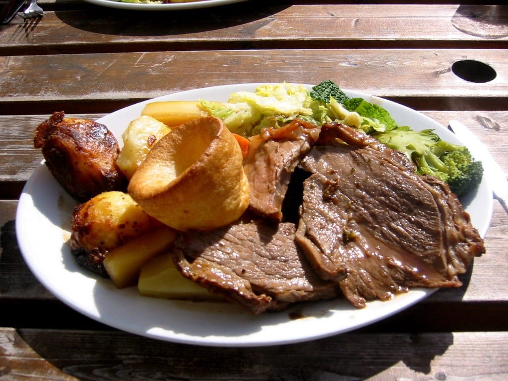 Asado de Res: Il Piatto Perfetto per un Pranzo Saporito e Conviviale
