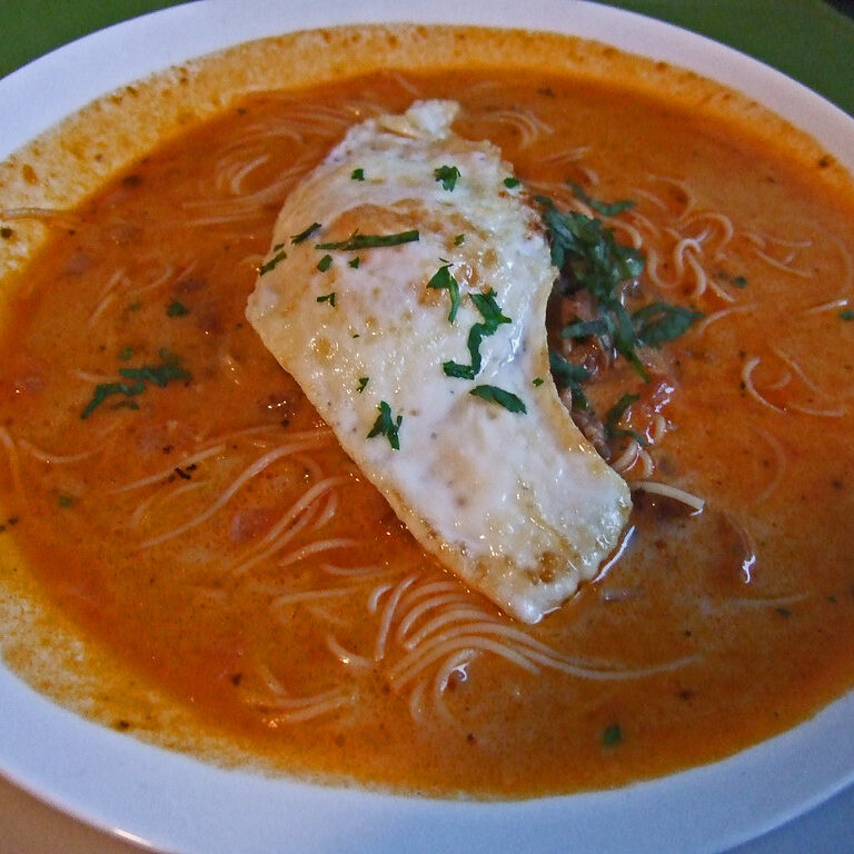 La ricetta della Sopa Criolla peruviana